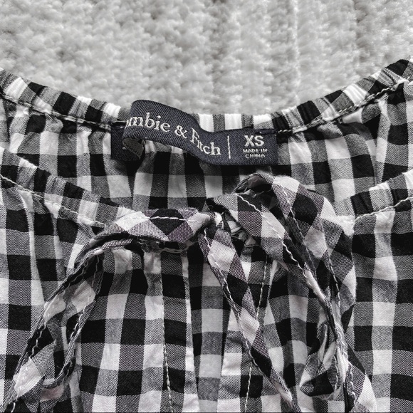 Abercrombie & Fitch Gingham Blouse - Picture 2 of 3